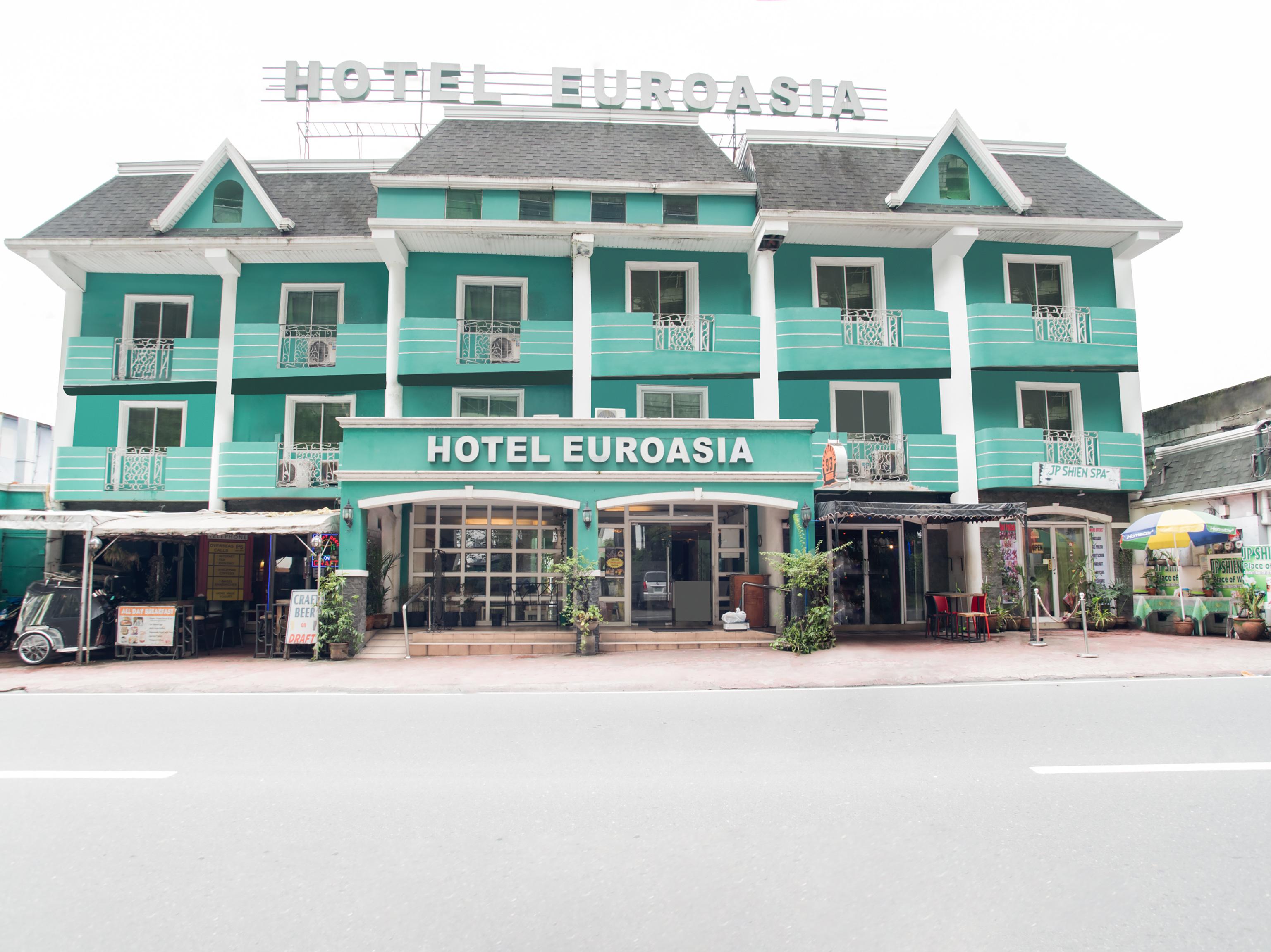 Hotel Euroasia By Bluebookers 3*