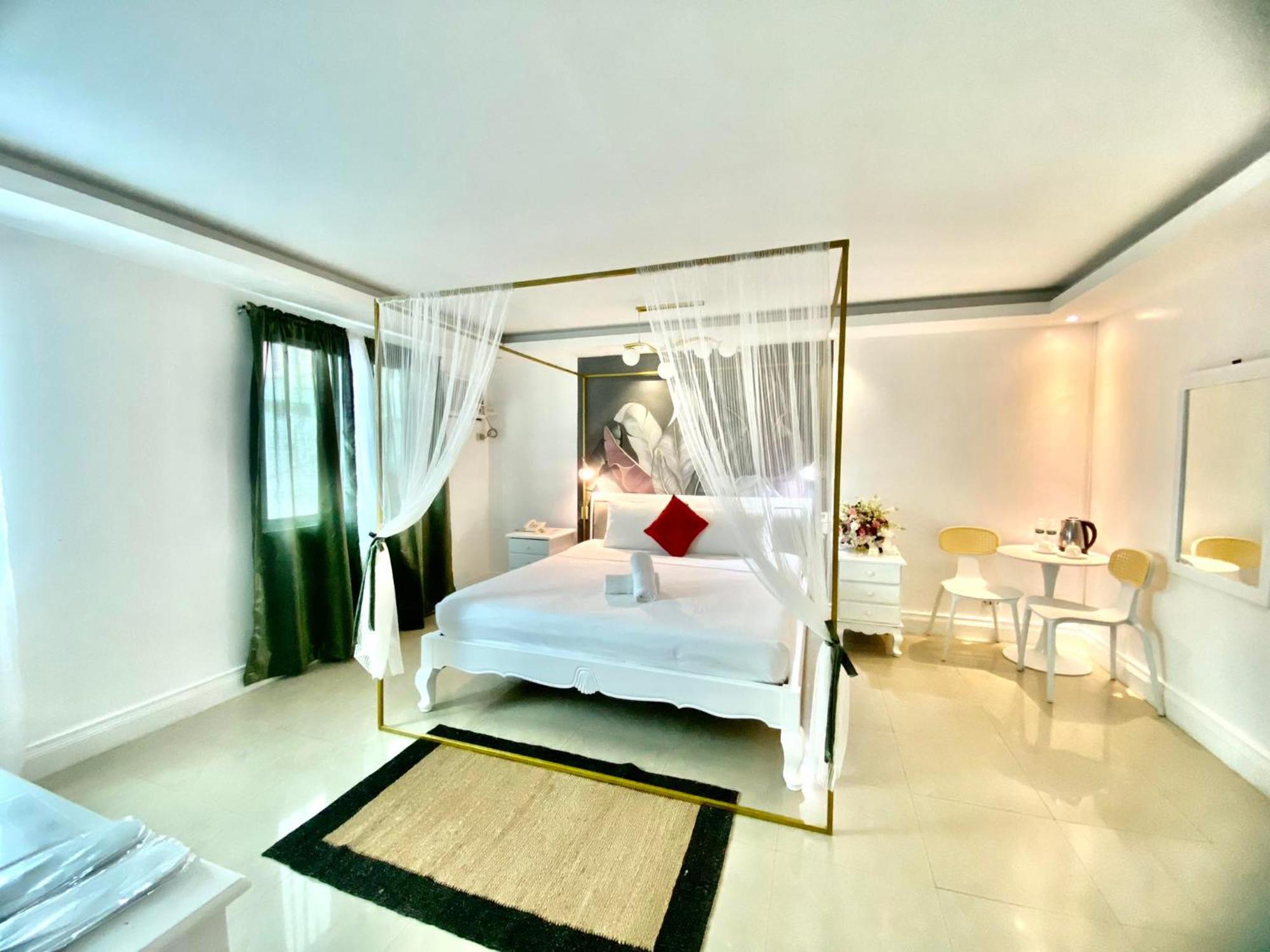 Euroasia By Bluebookers