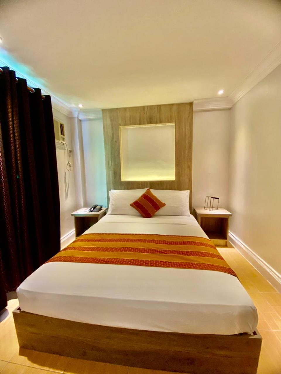 Hotel Euroasia By Bluebookers 3*