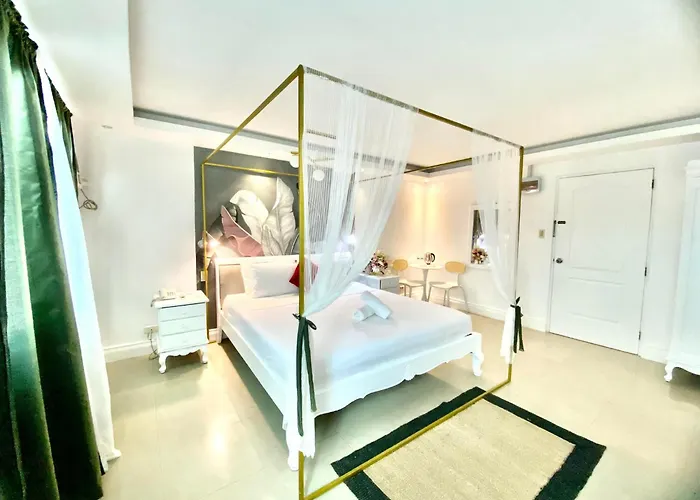 Hotel Euroasia By Bluebookers